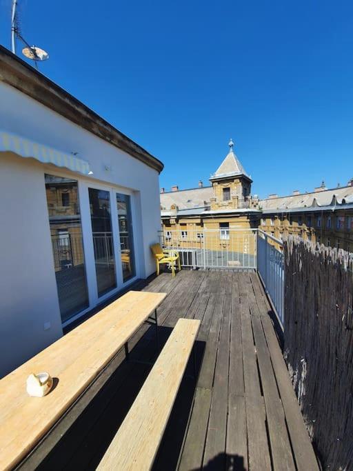 Beauty On The Rooftop With Ac And Rooftop Terrace ブダペスト エクステリア 写真